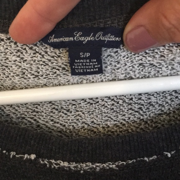 Sweater. - Picture 4 of 4